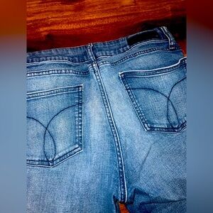 Calvin Klein women’s ultimate skinny jeans size 10x32